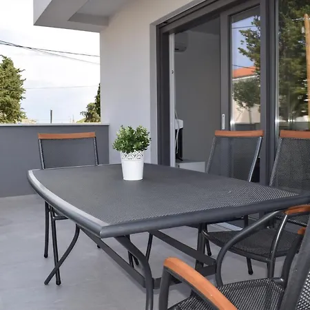 Vila Maslina-apartman 2 Apartment Zadar